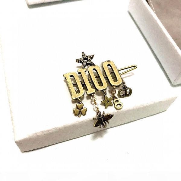 

a classic multi -accessories pendant hollow letters stars diamonds designer hair clips luxury designer jewelry women hair clips, Golden;silver