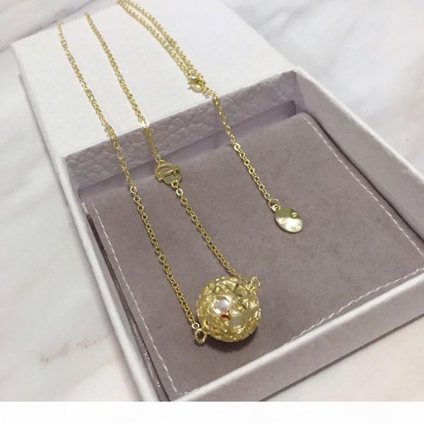 

s new round ball hollow explosion personality necklace classic letter plating woman necklace, Silver