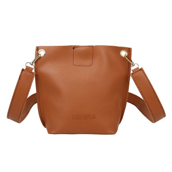 

2020 new woman bucket bag korean version retro red black shoulder bag girl fashion casual diagonal