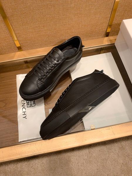 

low-cut flat-bottom breathable paris shoes, high-quality brand shoes, leather casual sneakers designed by rs, size 38-44withbox