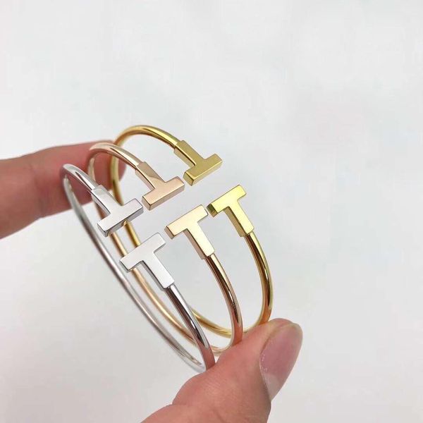 

have stamps popular fashion brand t designer bracelets for lady design women party wedding lovers gift luxury jewelry with for bride, Black