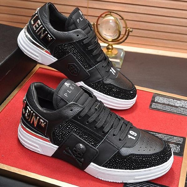 

drop ship men shoes vintage lightweight fashion classic footwears plus size low lace -up luxury men shoes sneakers zapatillas hombre, Black