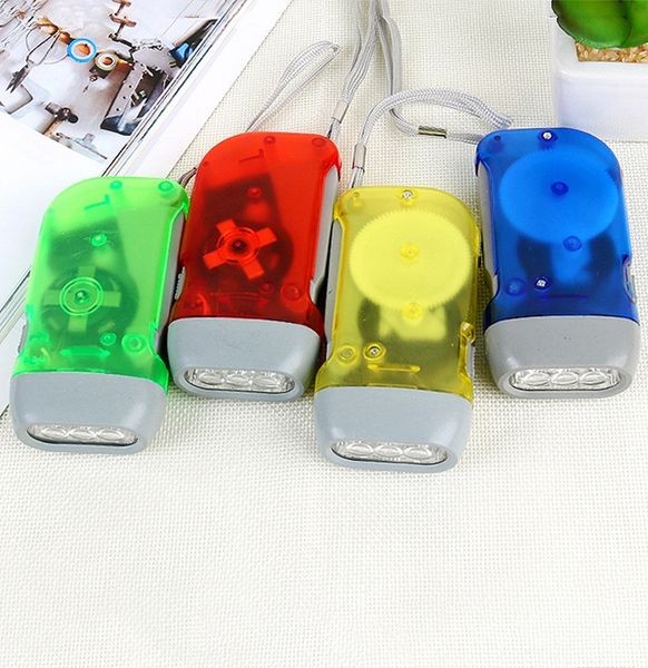 

qg7bu ручного нажиму 3led лампы портативной мини аварийного небольшой ручного нажиму самогенерирующего 3led лампа flashlightflashlightportab