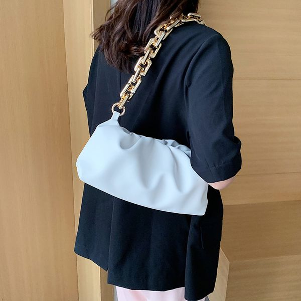 

2020 new shoulder bag women's casual fashion korean version of the thick chain fold armpit