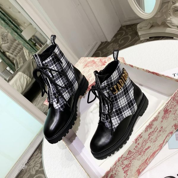 

new10 high-end ladies fashion platform martin boots ladies locomotive outdoor ladies sneakers original box packaging fast delivery, Black