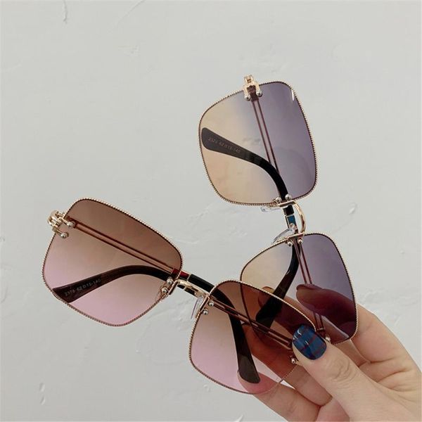 

large frame square personality fashion metal decoration uv protection, White;black