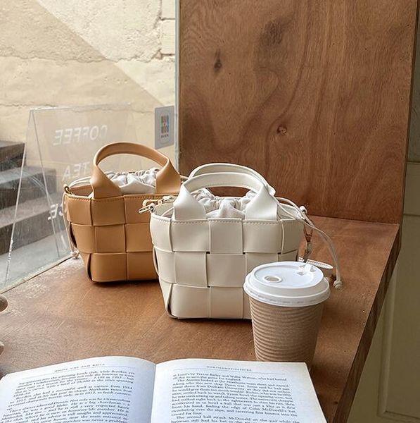 

women mini bucket bag fashion crossbody handbag woven bag girls small beach bag
