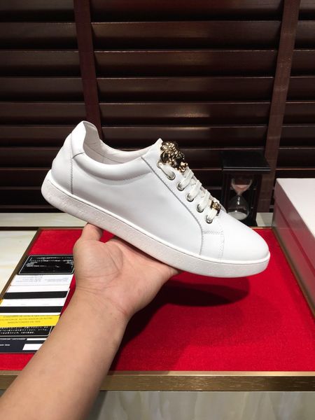 

2019t new fashion flat white shoes, trend wild sports shoes, leather lace-up shoes, original box packaging 38-4411, Black