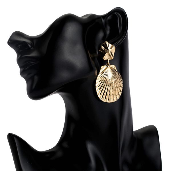 

exaggerated alloy shell earrings women's personalized simple earrings sale, Golden