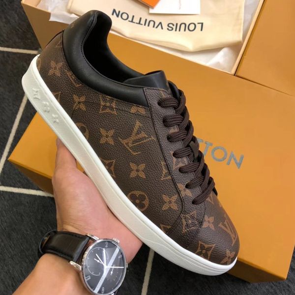 

26 men's designer casual sports shoes, fashion brand outdoor casual shoes, trainers. fast delivery in original box packaging, Black