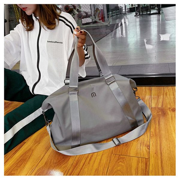 

2020 new short distance travel bag female light luggage bag large capacity handbag men travel sports gym c42-96
