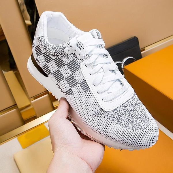 

new 2020 luxury mens shoes sneakers footwears lace -up with box breathable sports shoes for men chaussures pour hommes fashion type fast shi