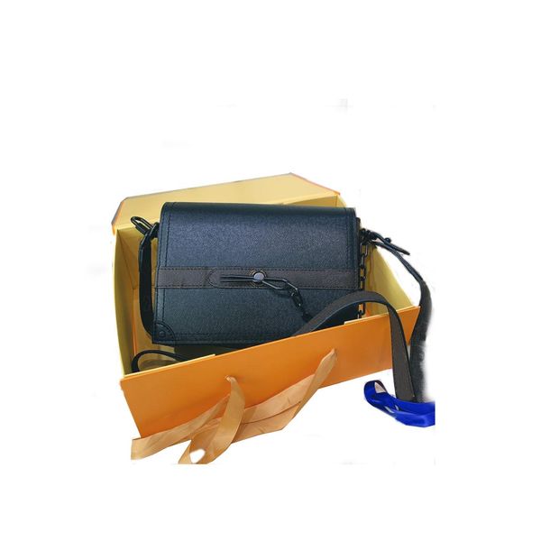 

30 крест зерна с кожаным 717 коробки мешок 2020 осень / зима дизайн чувство размер 23 15 9см