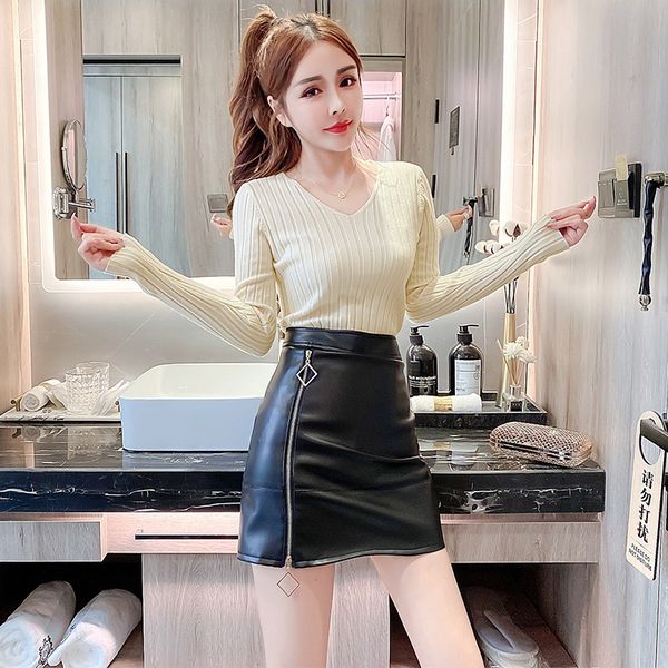 

2020 new striped slim-fit long-sleeved bottoming sweater high waist zipper skirt two-piece suit for women, White