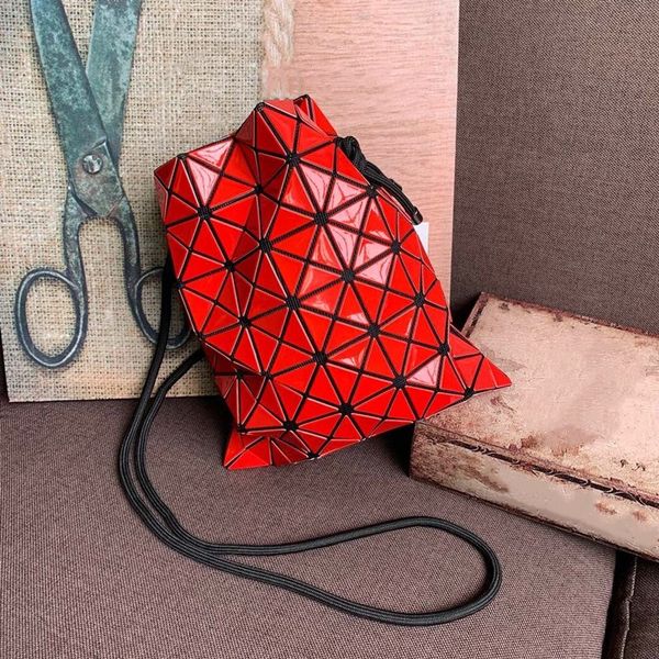 

geometric bucket bag 7a high-end custom quality convenient light equilateral triangle to create a unique bag body rope pouch