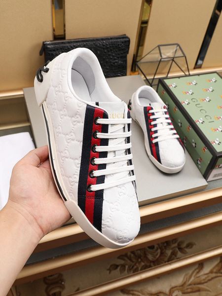 

2020 popular 3colors fashion gg mens designer casual shoes sneakers side guchi skateboard trainers halloween with box xl1020230
