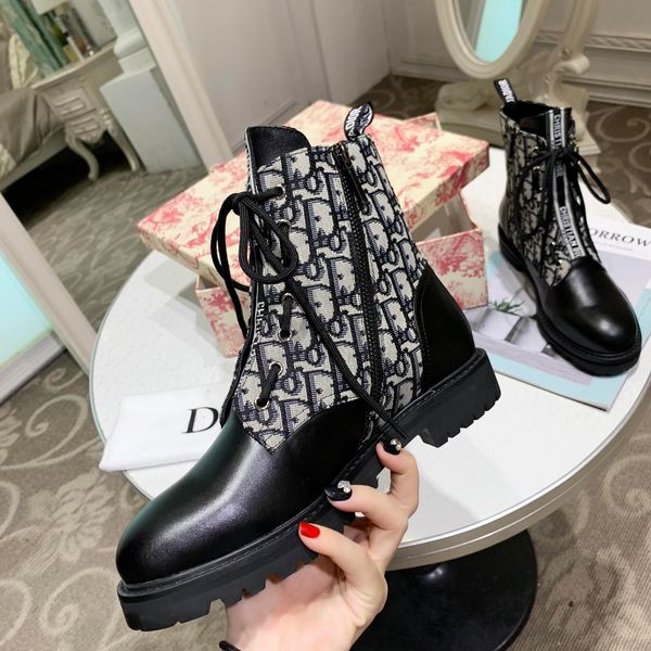 

new3 luxury designer high ladies shoes fashion all-match ladies sports boots outdoor ladies motorcycle boots original box packaging, Black