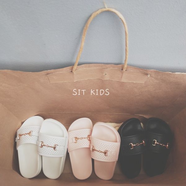 

2020 new korean boy girl 2020 new korean boy slippers girl slippers, Black;grey