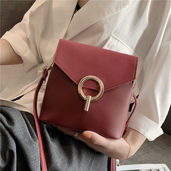 

women's shoulder shoulder simple all-match messenger bag korean fashion frosted lock small bag women's 2019 new style
