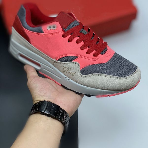 

spring and summer 2020 couple mesh breathable and comfortable shock absorption plus size casual sports running shoes youth trend