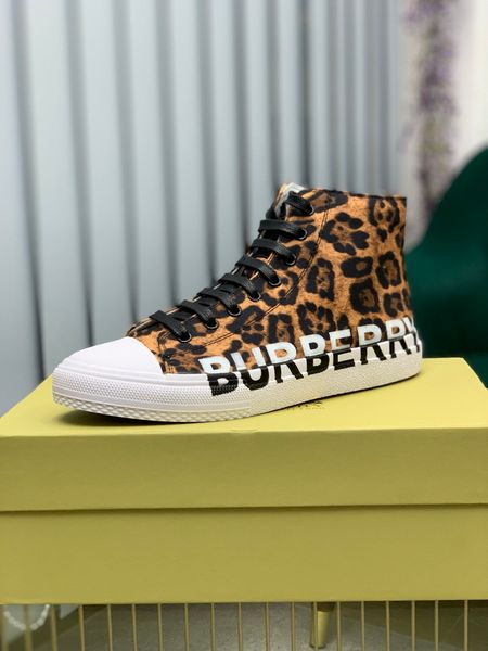 

2020ow men's casual comfortable hiking sneakers hiking travel shoes outdoor survival adventure shoes original packaging and box deliver, Black