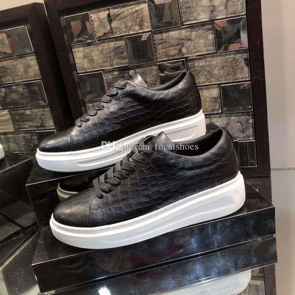 

designer men shoes chaussures leather sneaker women casual shoe triple luxury plate-forme lace-up low black chaussette white sole