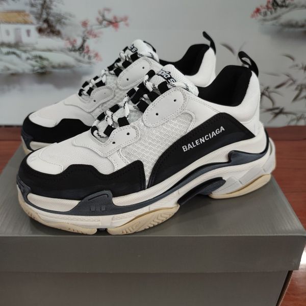 

2020dl designer to create casual and comfortable all-match sports shoes, travel shoes outsole non-slip design with original box delivery, Black