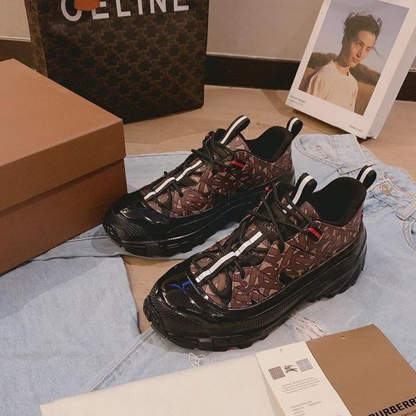 

2020v designer new luxury men's casual sports shoes, men's designer casual shoes of with original box, Black