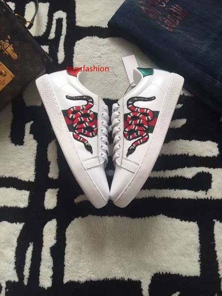 

2019 men women couples shoes genuine leather embroidery bee snake casual sports shoes shoes fashion sneakers size 35-45 with, Black;green