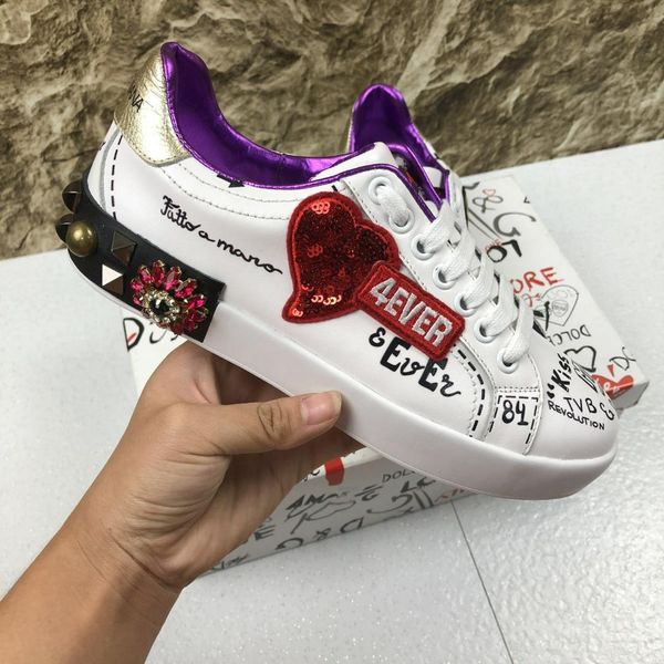 

2020q new trend graffiti leather casual shoes fashion men and women outdoor sports shoes personality wild party couple shoes, size 35-45, Black