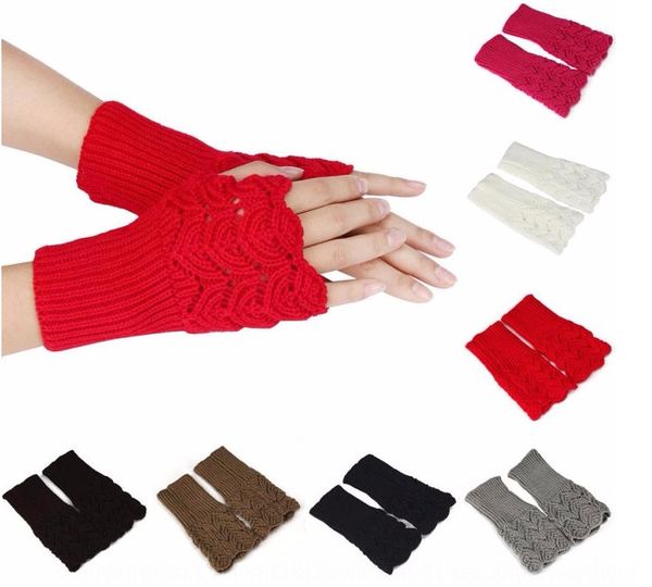 

yiwu straightnew beautiful and beautiful peach heart winter women's warm knitted half finger warm and gloves gloves
