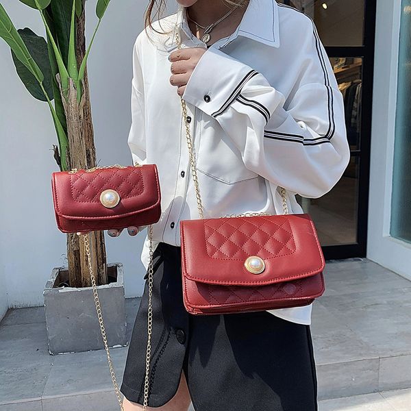 

new fashion chain summer new fashion versatile temperament pearl pearl women's bag single shoulder messenger bag size