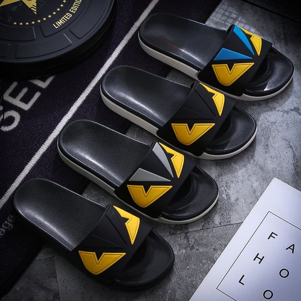 

high-end thickened 2020 lovers men's large size fashion brand outdoor men's slippers for slippers outdoor wear