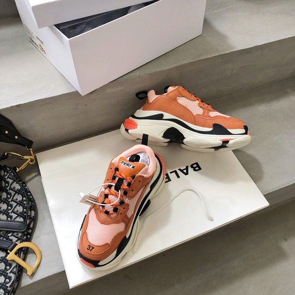 

2020vd mens designer shoes running sneakers monogram flowers rubber outsole casual sneakers mens jogging shoelaces original box packaging, Black