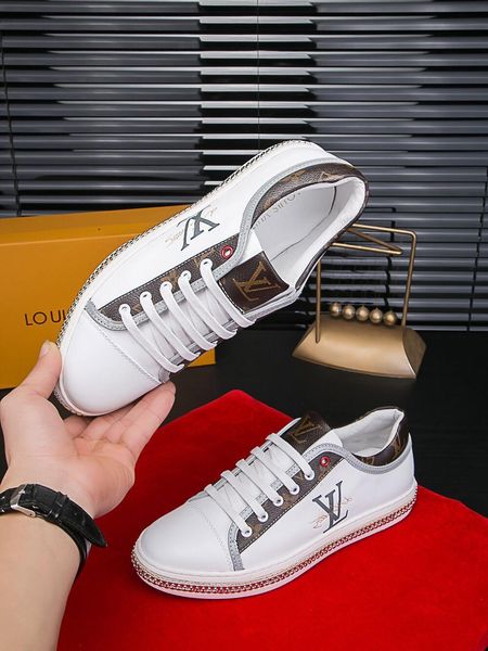 

2019r new luxury men's trend casual shoes, fashion wild sports shoes, lace-up shoes, original packaging delivery 38-45, Black