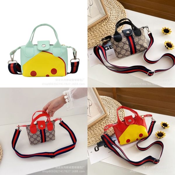 

inch personalize seersucker duffle bag wholesale blanks 18*9*9.5 kids barrel bag preppy children's travel bag#546, Black