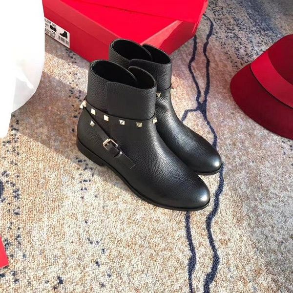 

2020s leather fashion women's spring and autumn new martin boots thick boots round head high to help women's boots