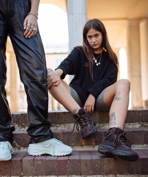 

desert boot designer kanye martin boots fashion luxury basketball shoes season 6 star men brand booties sneakers for mens outdoor trainers