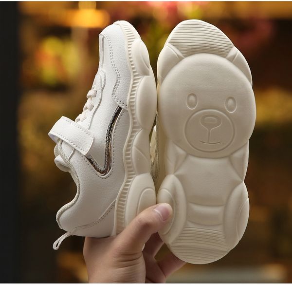 

2019 new mesh breathable sports lightweight soft bottom running girls children's shoes children's shoes bear, Black