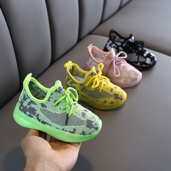 

wmjj2 2020 весной новые кокосового спорт бегущих детских boyskorean стиль летающей ленты лампа кокосовой обувь girlsbreathable кроссовки бег, Black