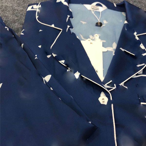 

20ss new l letter printed womens pajamas fashion luxury silk women sleepwear girls casual shirt home clothing sets, White