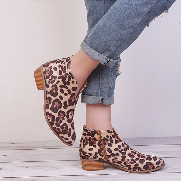 

2020 fashion cross-border new leopard large size thick wit female europe zipper with pointed and bare boot cs01, Black