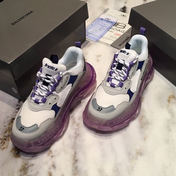 

2020tj designer designs new leisure and entertainment hiking shoes, outdoor jungle adventure shoes, original packaging and box delivery, Black