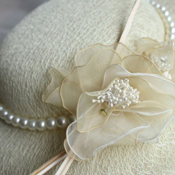 

2020 vintage bridal hats beige hats bridal hats with pearls, White