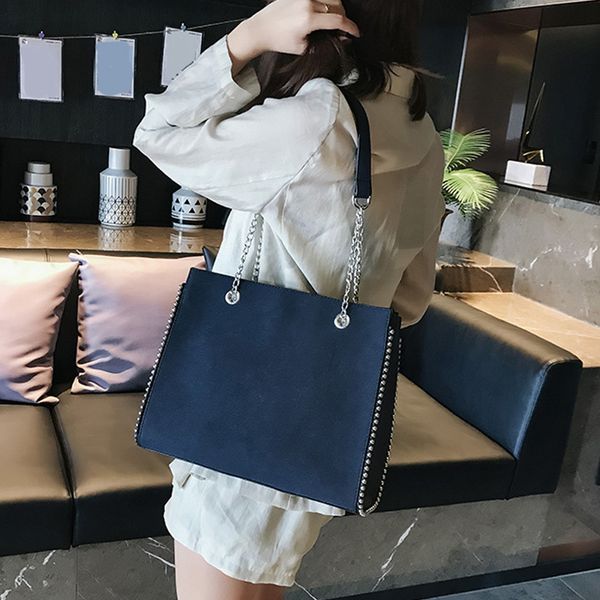

swdf bucket bag chain shoulder bag famous designer rivet package women's luxury shoulder diagonal package bags for women 2020