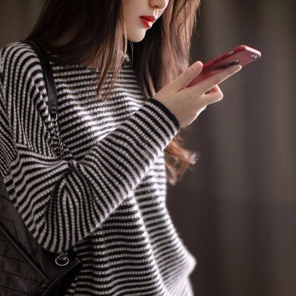 

beliarst 2020 autumn and winter striped pure sweater women o-neck pullover cashmere sweater loose knitted base shirt large size, White;black