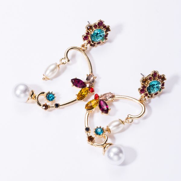 

creative classical style irregular alloy diamond pearl earrings women's fashion artistic earring, Golden