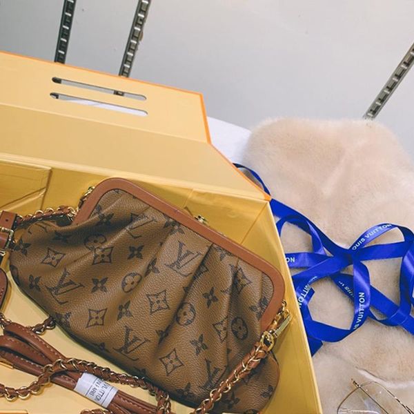 

women leather crossbody bag luxury designer shoulder bags new arrival female clutches handbags retro style lady cloud bag sac bandouli Ã¨re