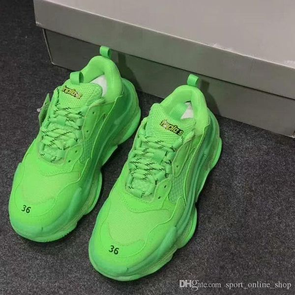 

новой fluorescent green ceahp дизайнер спортивной обуви мужчины женщина мода paris triple-s sneaker тройной s повседневных папа обуви спорти, White;red
