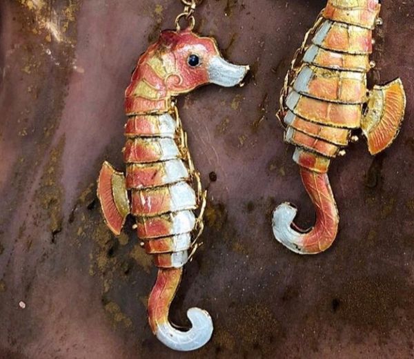5 шт. 4.5см LifeLike Sway Enamel Seahorse Charms Симпатичные ювелирные изделия Подвески Cloisonne Животное DIY Серьги Браслет Ожерелье